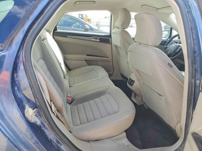 2019 FORD FUSION SE 10
