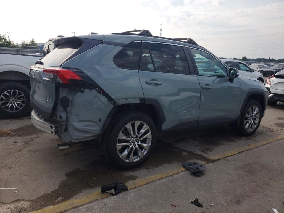 2020 TOYOTA RAV4 XLE PREMIUM 3