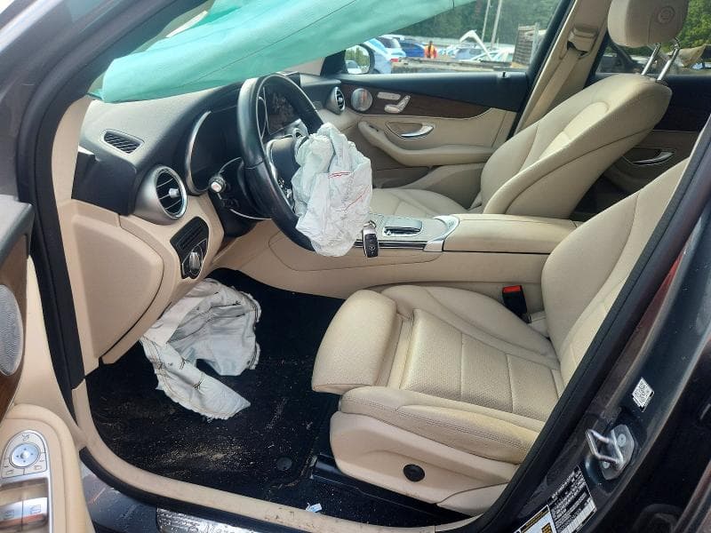 2020 MERCEDES-BENZ GLC 300 4MATIC 7