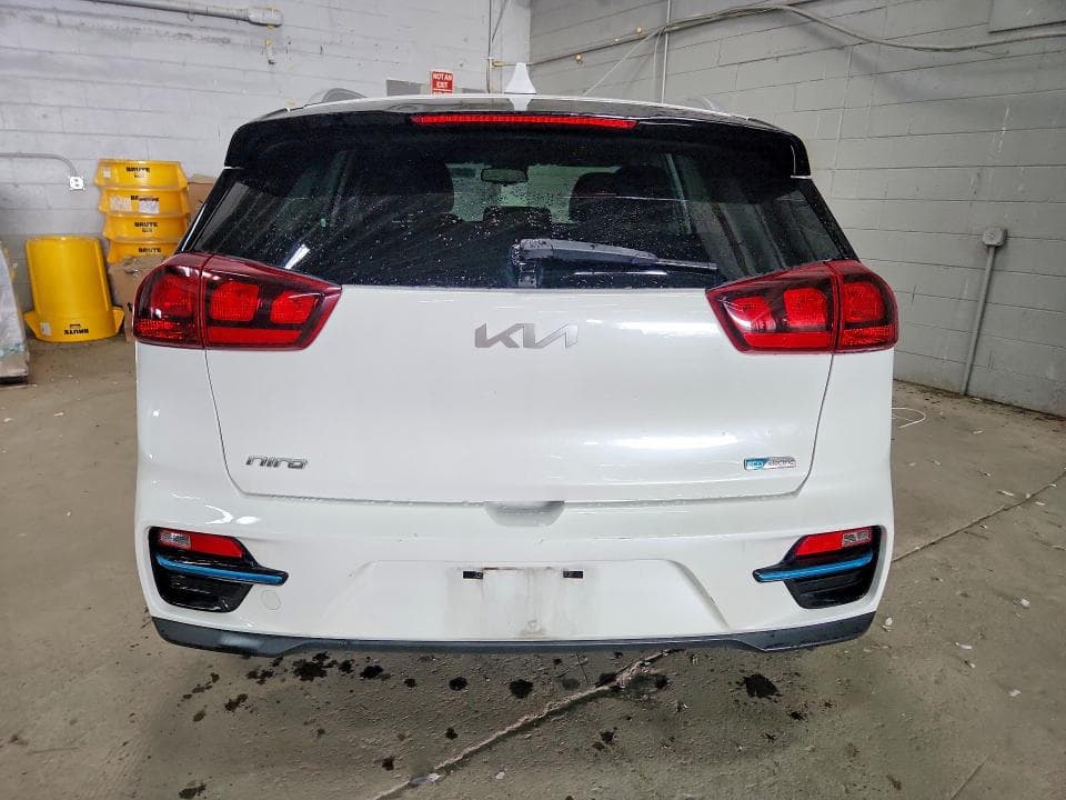 2022 KIA NIRO EV S 6