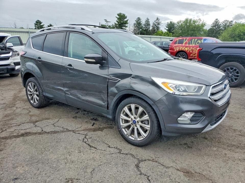 2017 FORD ESCAPE TITANIUM 4