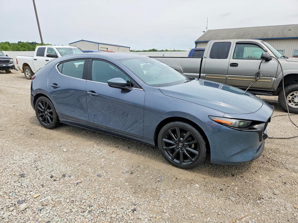 2022 MAZDA 3 PREMIUM 4