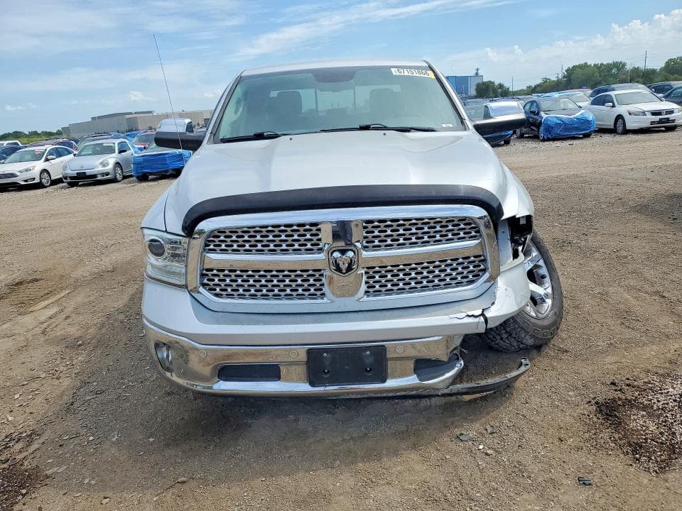 2017 RAM 1500 LARAMIE 5