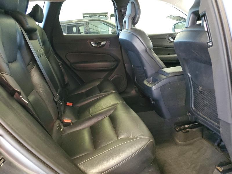 2018 VOLVO XC60 T5 11