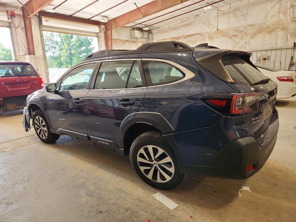 2023 SUBARU OUTBACK 2