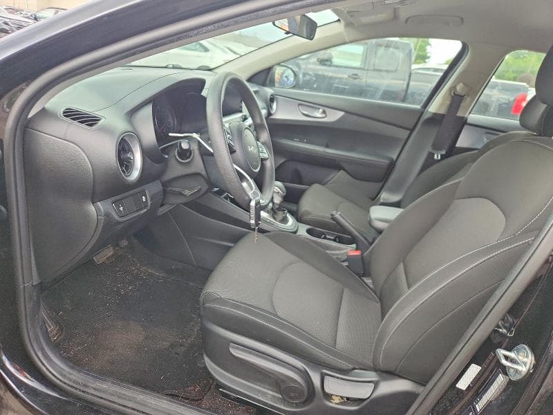 2022 KIA FORTE FE 7
