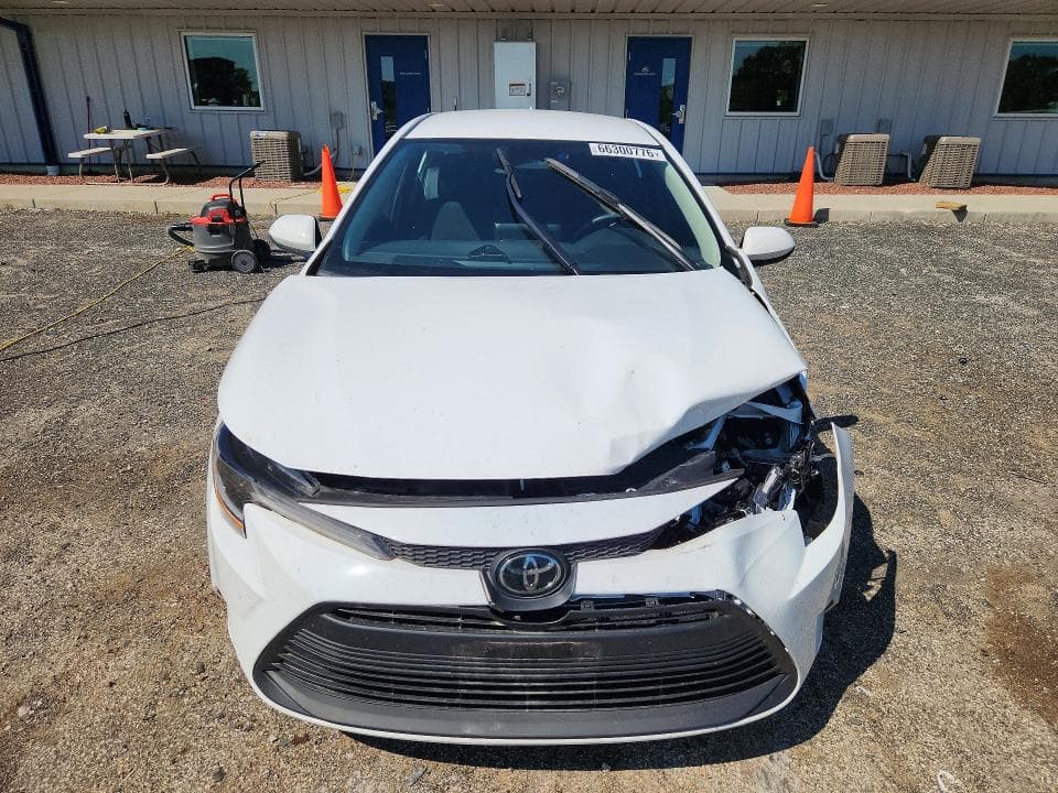2025 TOYOTA COROLLA LE 5
