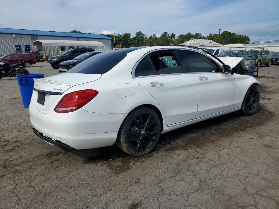 2018 MERCEDES-BENZ C 300 4MATIC 3