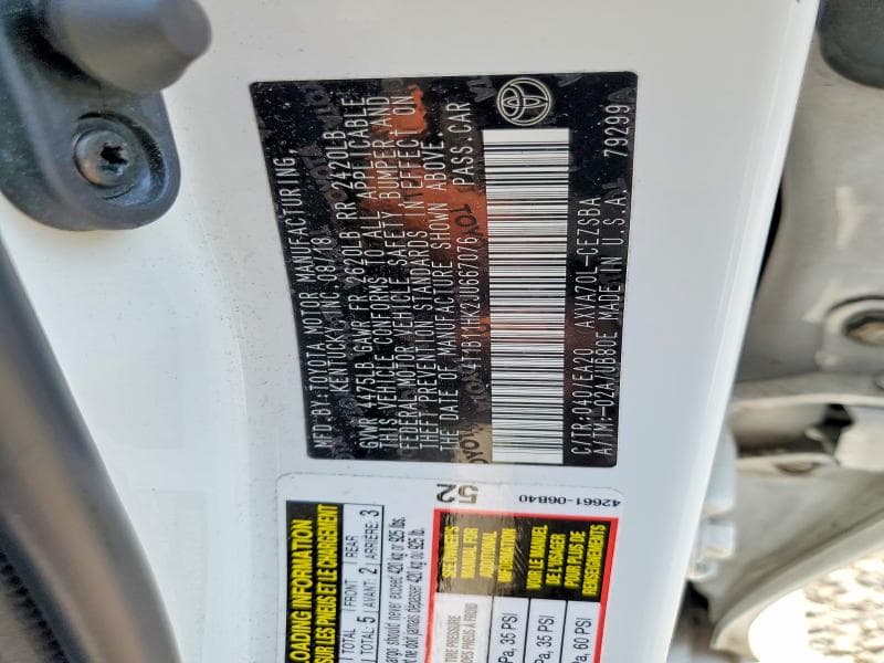 2018 TOYOTA CAMRY SE 12
