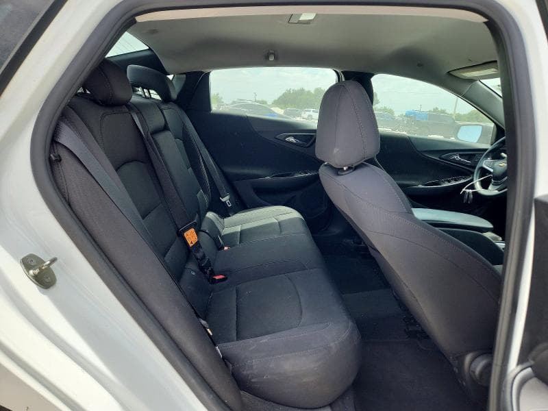 2017 CHEVROLET MALIBU LS 10