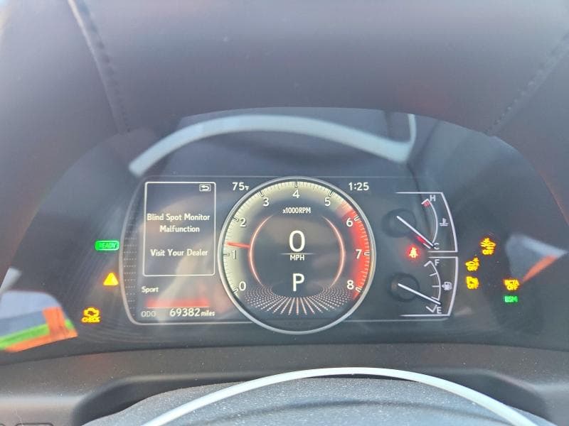 2019 LEXUS ES 300H 9