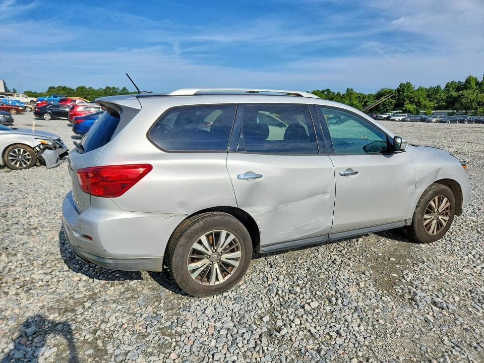 2017 NISSAN PATHFINDER SV 3