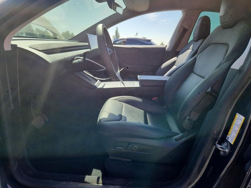 2026 TESLA MODEL Y 7