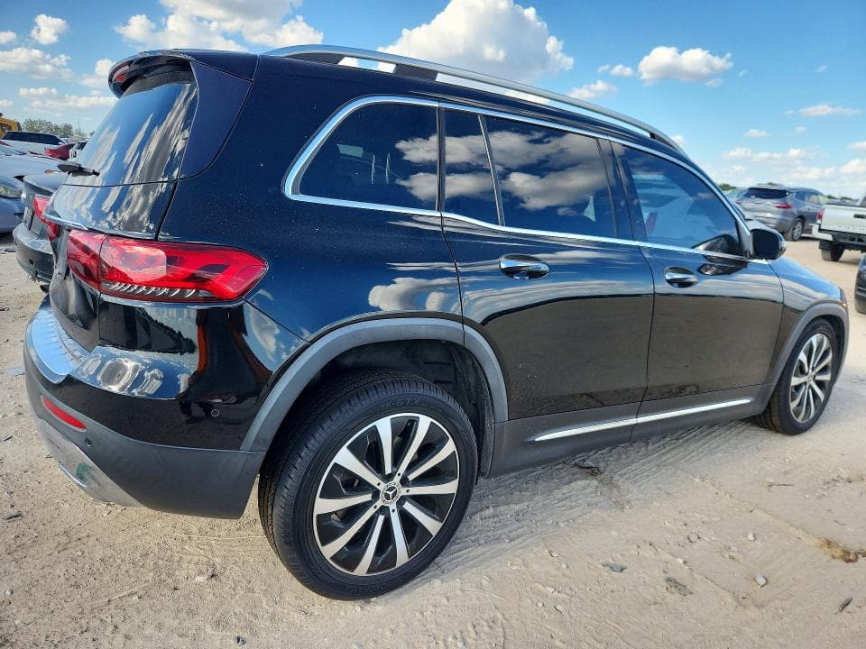 2021 MERCEDES-BENZ GLB 250 3