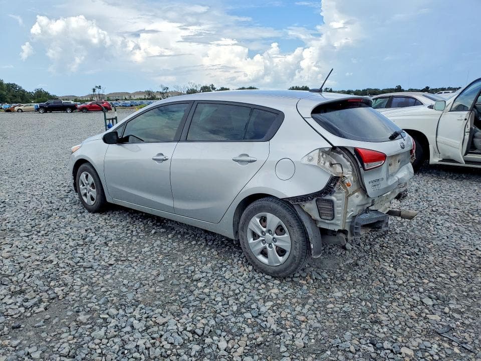 2017 KIA FORTE5 LX 2