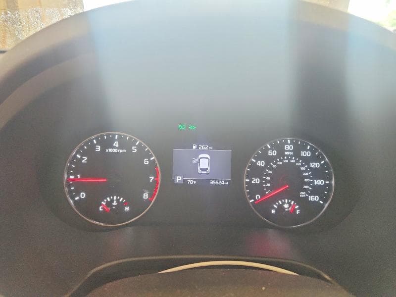 2021 KIA SELTOS LX 9