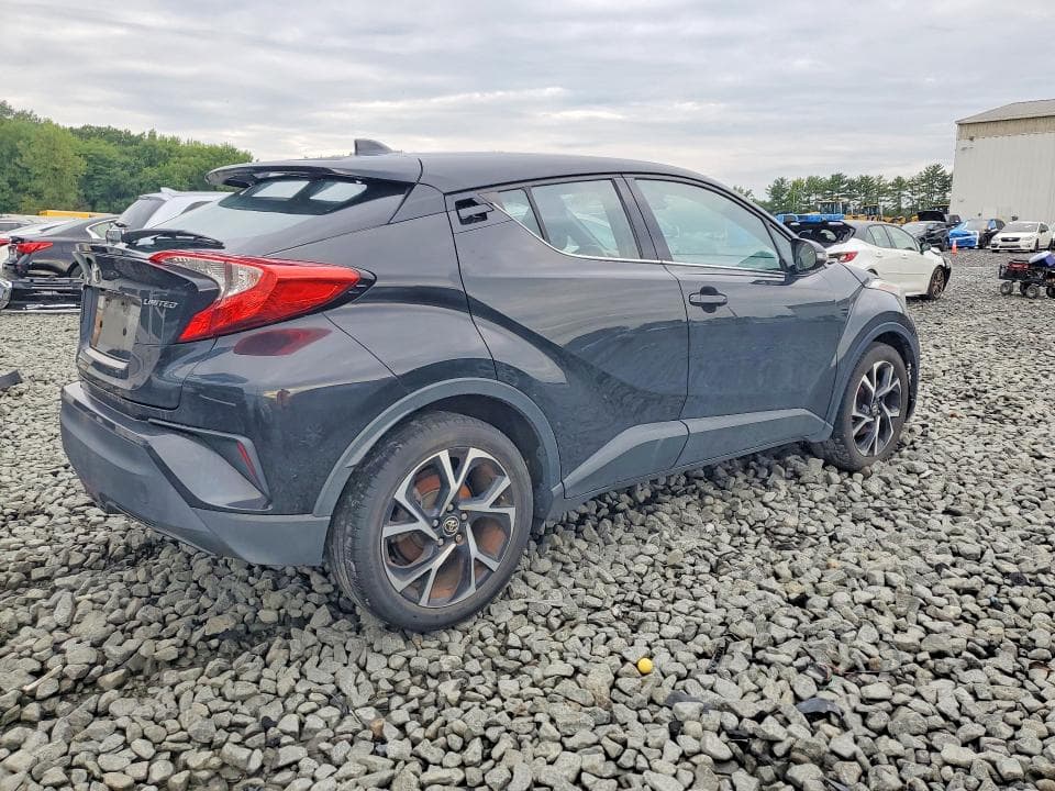 2019 TOYOTA C-HR LIMITED 3