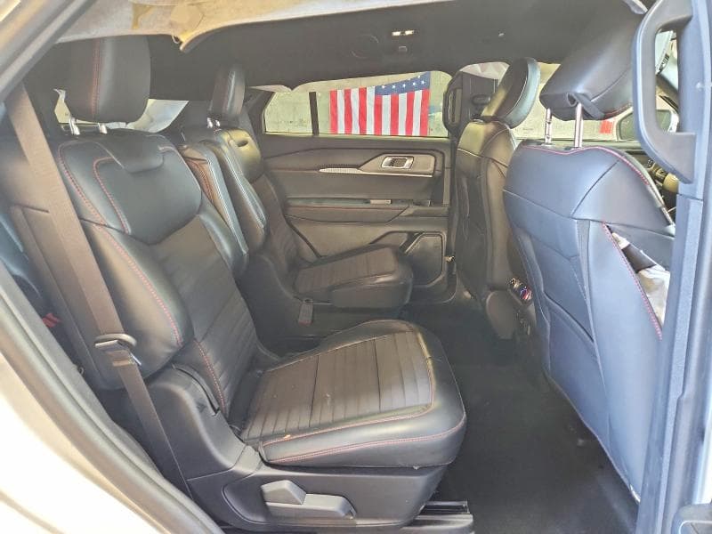 2025 FORD EXPLORER ST-LINE 11