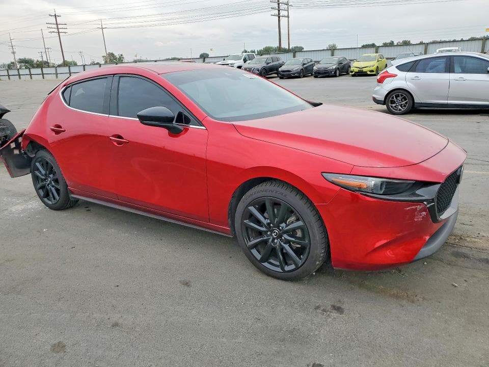 2021 MAZDA 3 4