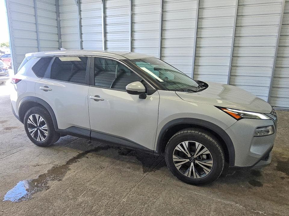 2022 NISSAN ROGUE SV 4