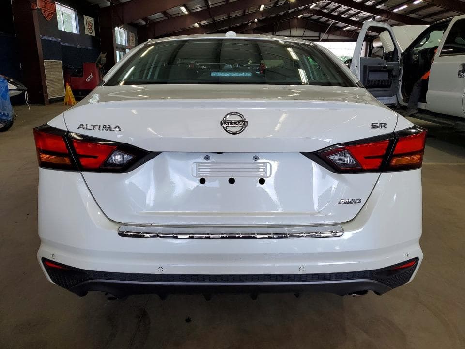 2021 NISSAN ALTIMA SR 6