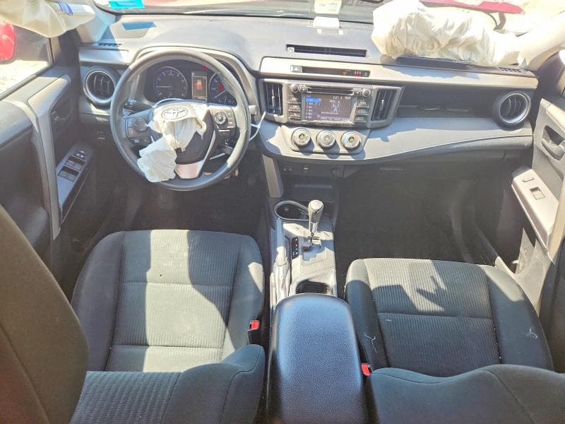 2018 TOYOTA RAV4 LE 8