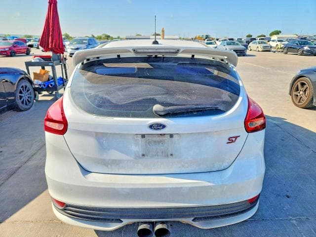 2018 FORD FOCUS ST 6