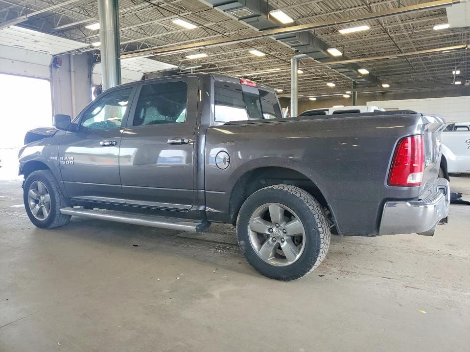 2018 RAM 1500 SLT 2