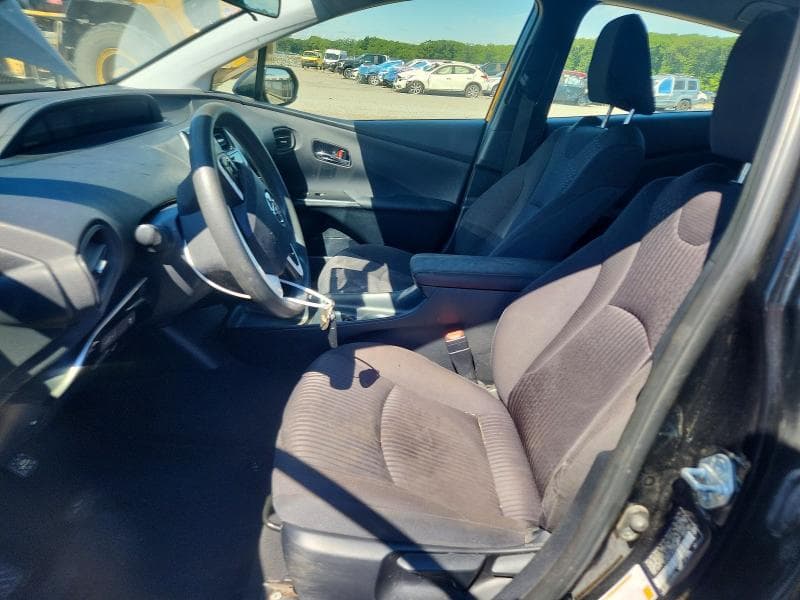 2017 TOYOTA PRIUS TWO 7
