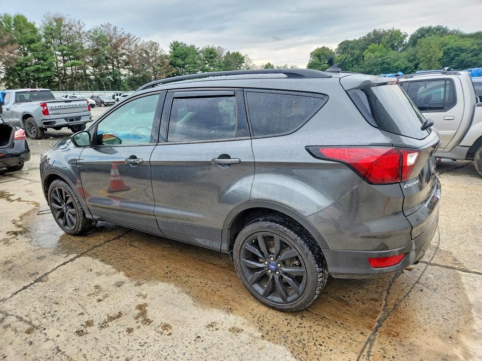 2019 FORD ESCAPE SE 2