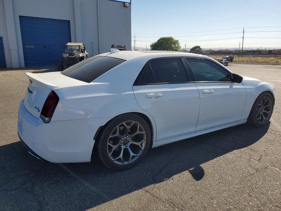 2018 CHRYSLER 300 S 3