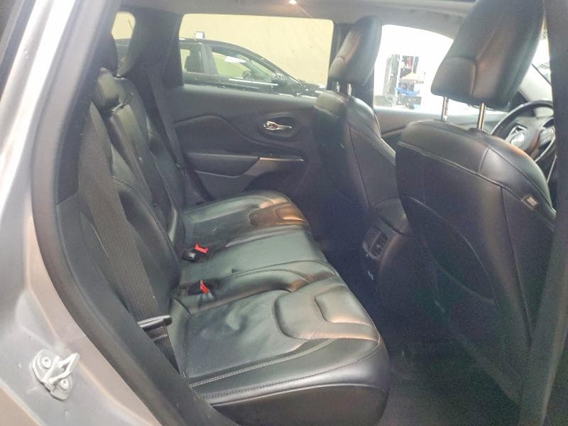2021 JEEP CHEROKEE LATITUDE LUX 11
