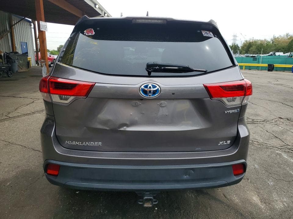 2019 TOYOTA HIGHLANDER HYBRID XLE 6