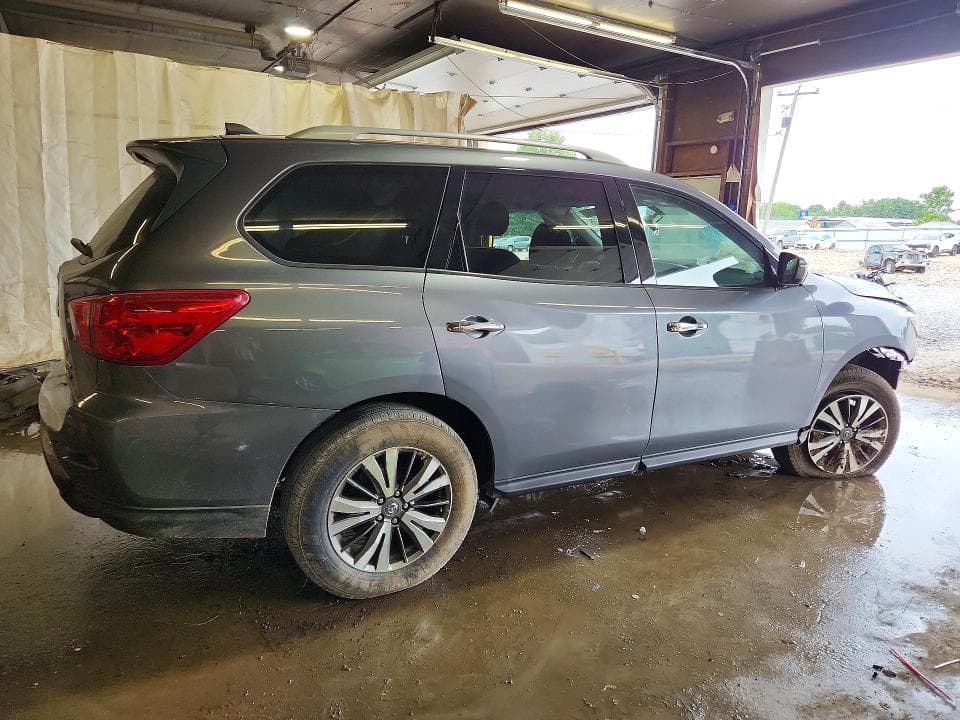 2019 NISSAN PATHFINDER SV 3