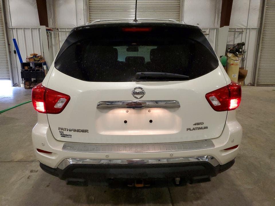 2017 NISSAN PATHFINDER PLATINUM 6