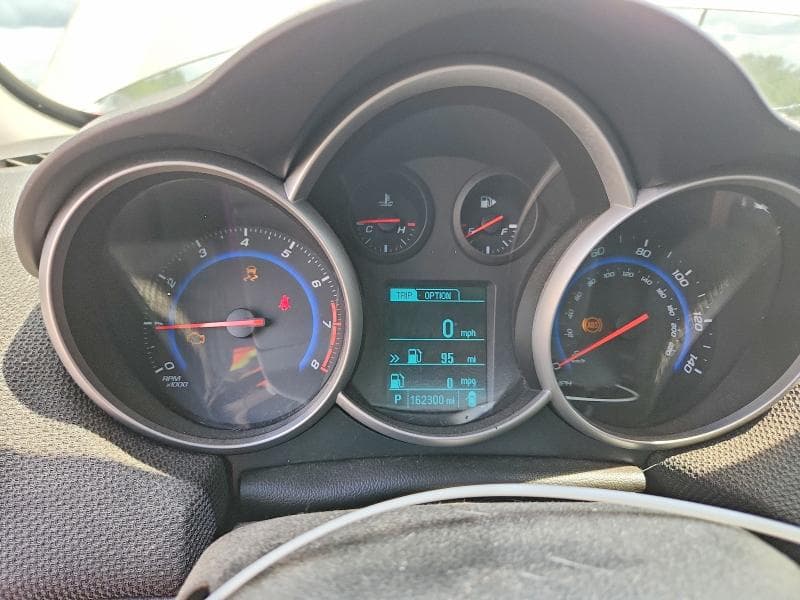 2023 CHEVROLET CRUZE LT 9