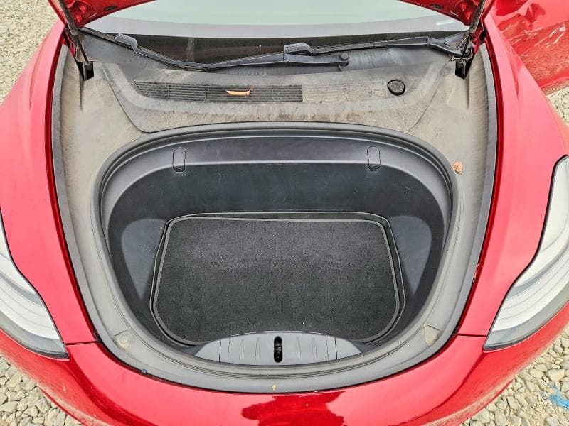 2018 TESLA MODEL 3 11