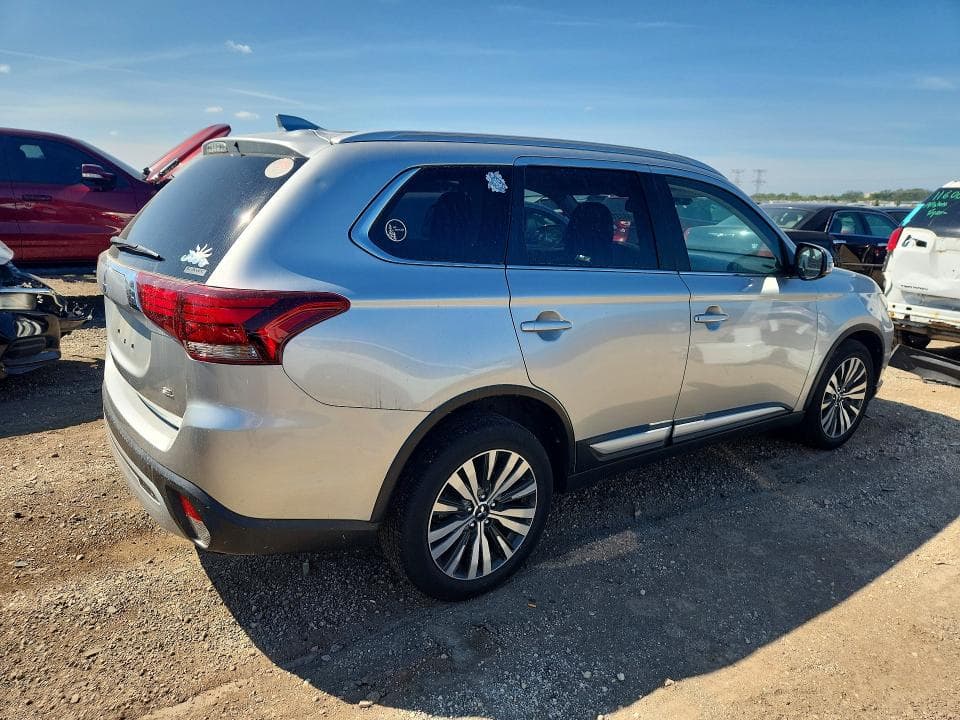 2020 MITSUBISHI OUTLANDER SE 3