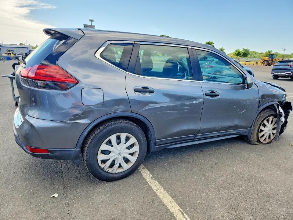 2018 NISSAN ROGUE S 3