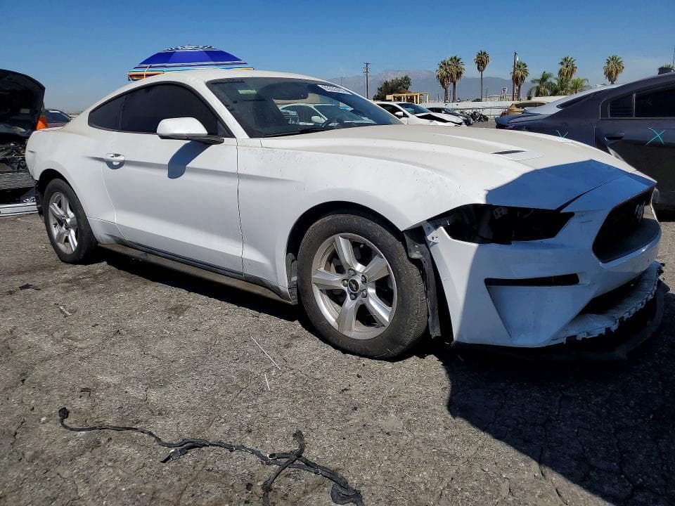 2019 FORD MUSTANG 4