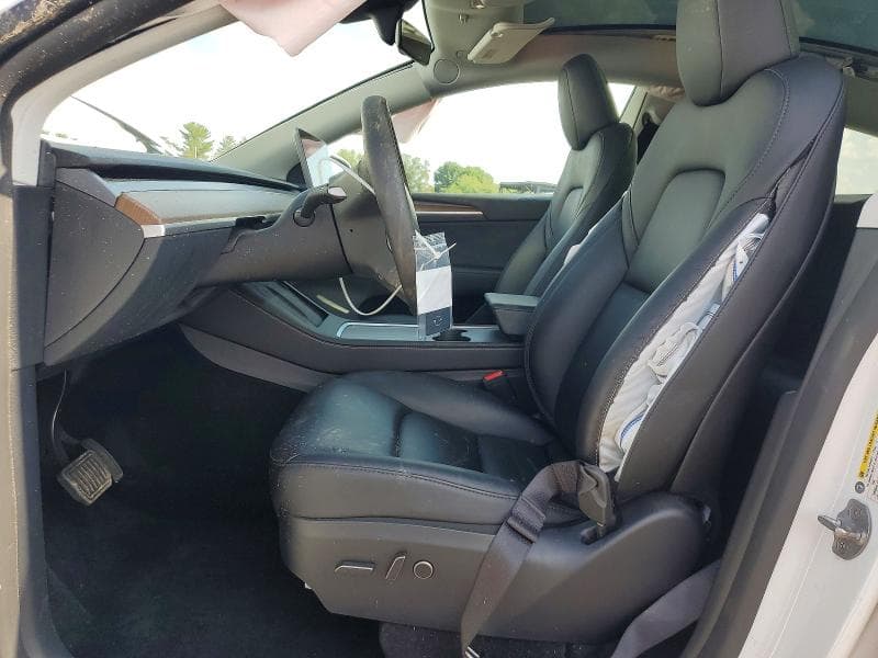 2024 TESLA MODEL Y 7