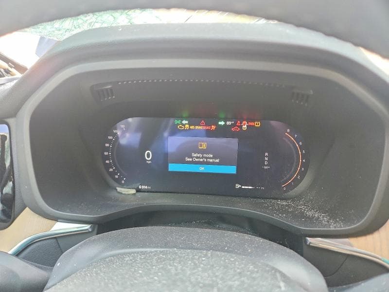 2026 VOLVO XC60 PLUS 9