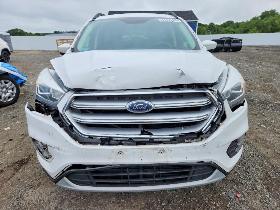 2017 FORD ESCAPE SE 5