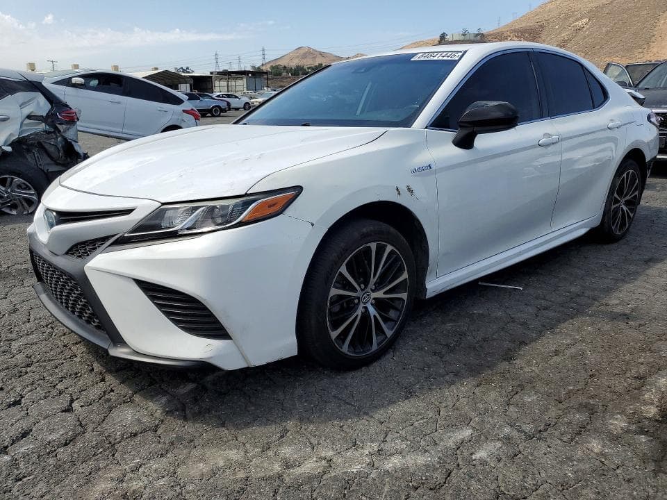 2020 TOYOTA CAMRY SE - 1
