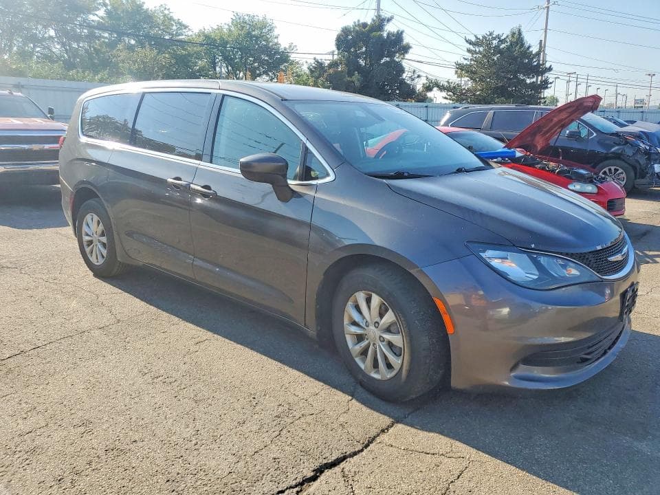 2017 CHRYSLER PACIFICA TOURING 4