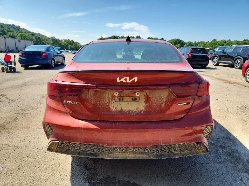 2023 KIA FORTE GT LINE 6