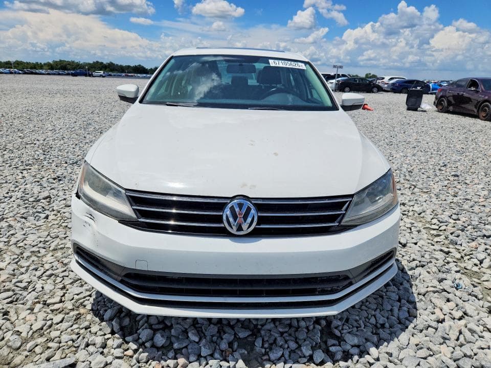 2017 VOLKSWAGEN JETTA SE 5