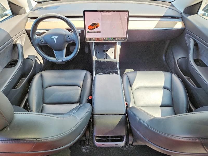 2018 TESLA MODEL 3 8