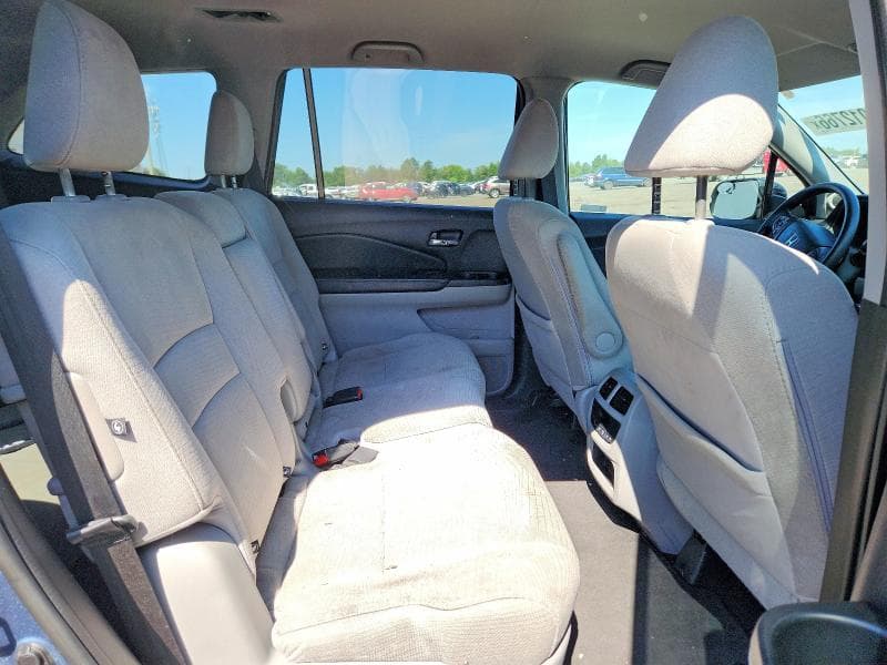 2018 HONDA PILOT EX 10