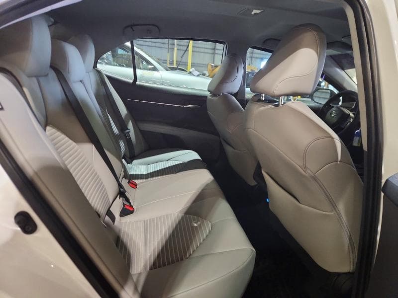 2022 TOYOTA CAMRY SE 10